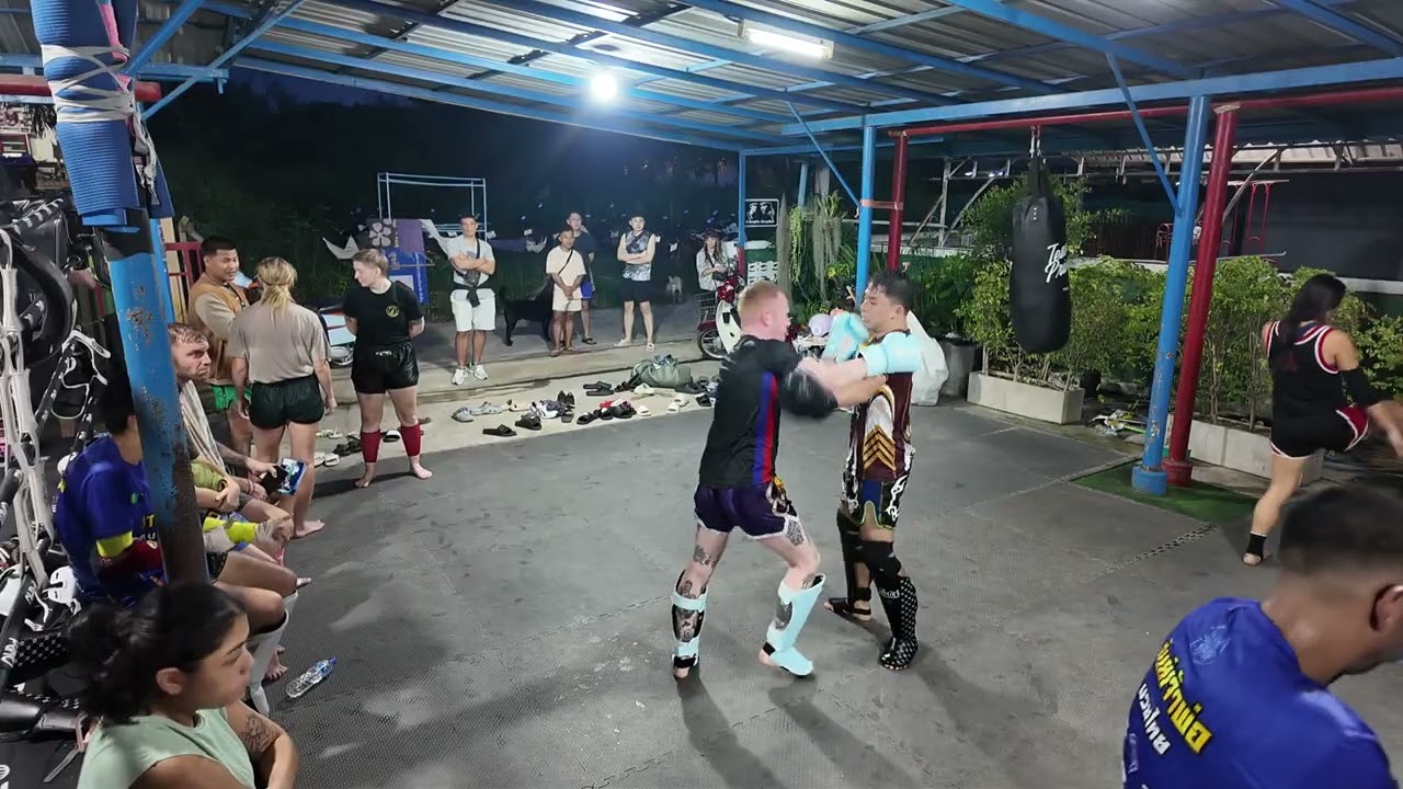 sitjaopho muay thai sparring. 19 nov 2025. my last day!