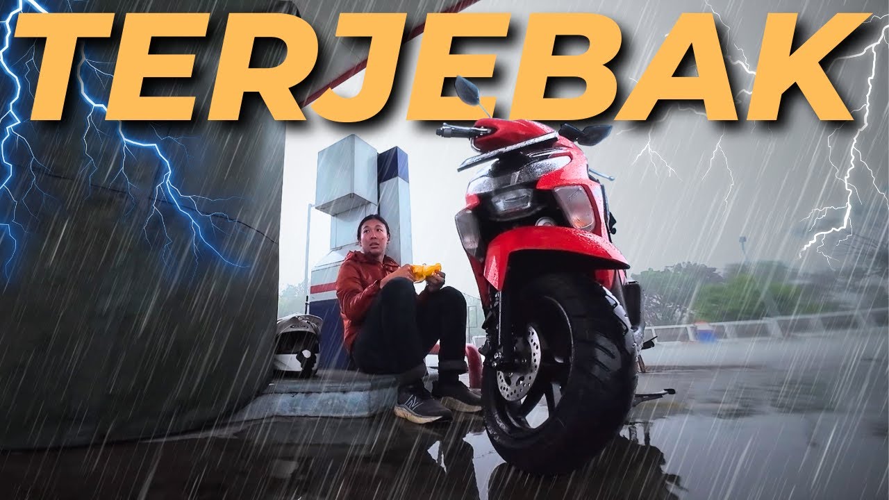 Ep.3 Badan GREGES, KEJEBAK Ujan PETIR di POM BENSIN ! Gimana NIH ?! | Touring JKT - BALI