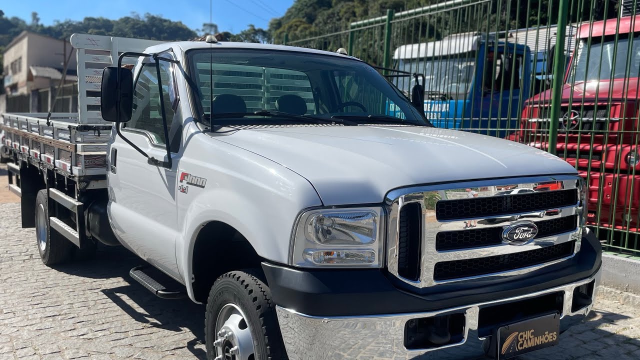 VENDIDO!! Ford F 4000 2018/2019 4x4 carroceria de madeira com 56.000 km