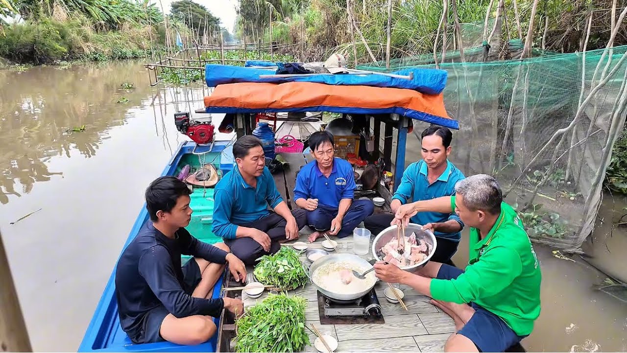 Thèm Món Lẩu Chao Kèm Với Cá Chạch Cơm Luộc Mẻ Ngày Đặt Giớn Chà Gào
