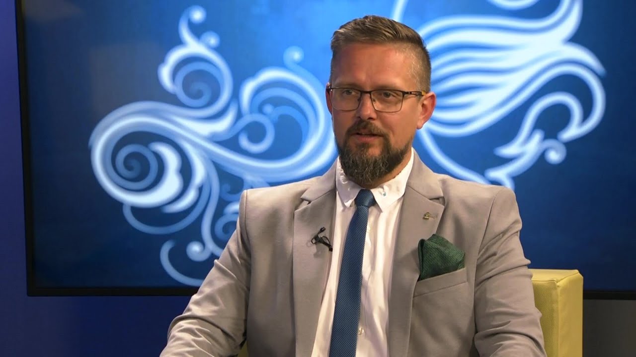 K&ouml;z&uuml;gyek (Pannon RTV) - Juh&aacute;sz B&aacute;lint, Vajdas&aacute;g Auton&oacute;m Tartom&aacute;ny  K&eacute;pviselőh&aacute;z&aacute;nak eln&ouml;ke