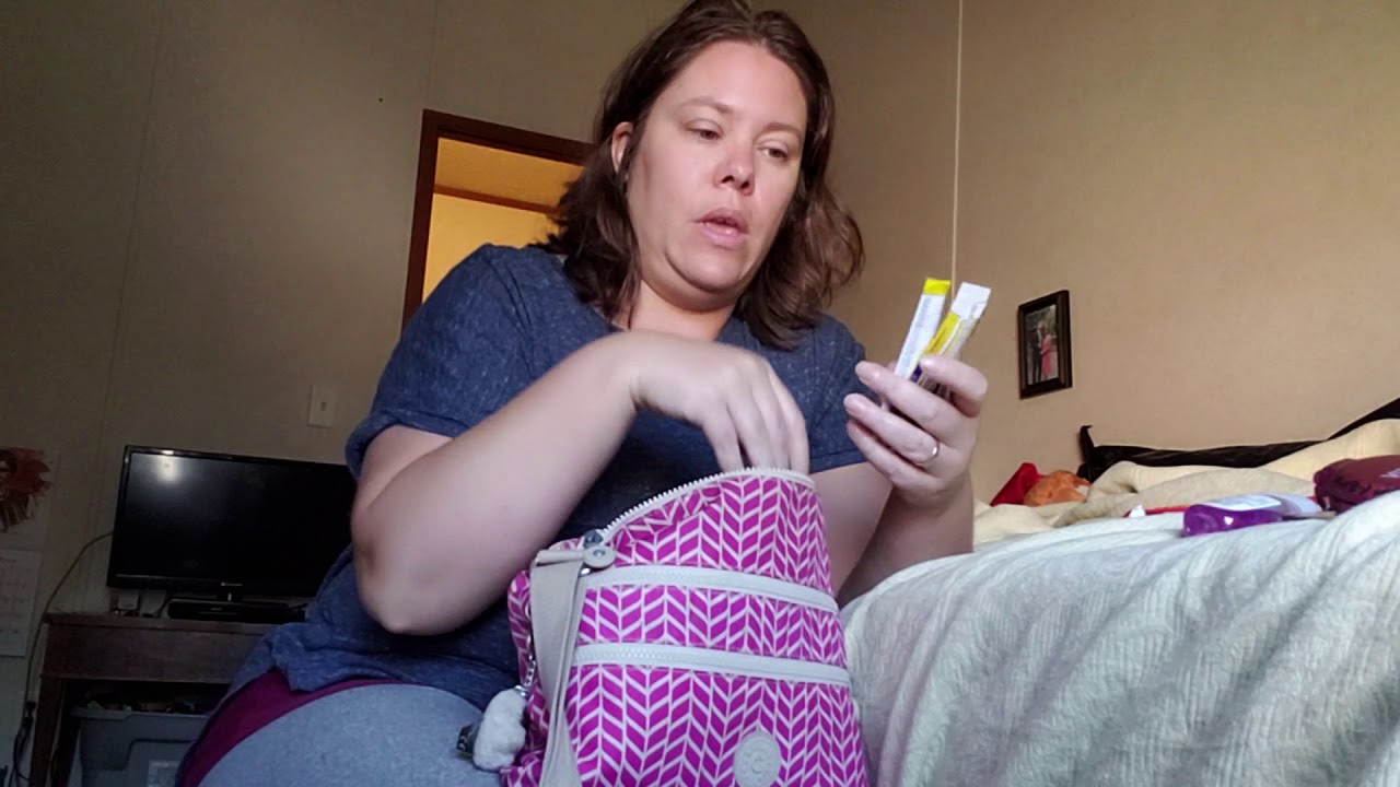 Kipling Alvar bag review