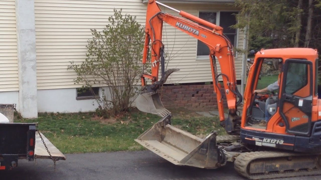 Kubota excavator attachment hercules video 2