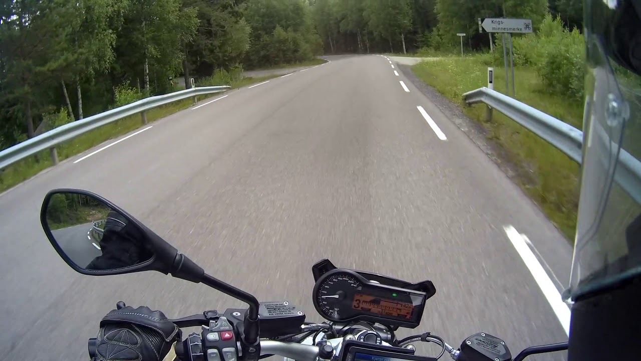 RV 21 med BMW R1200R