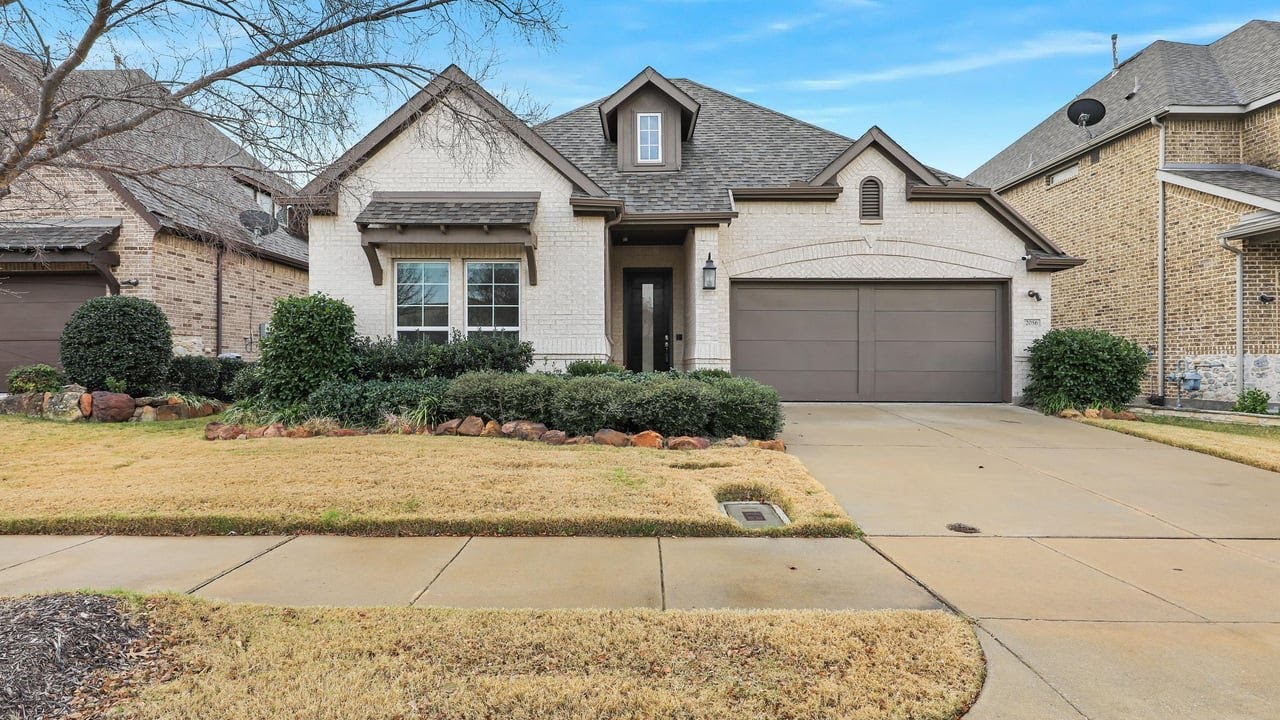 2056 Remington Dr, Irving, TX
