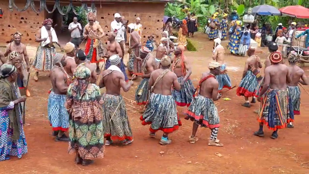 Danse des guerriers Bamendjou