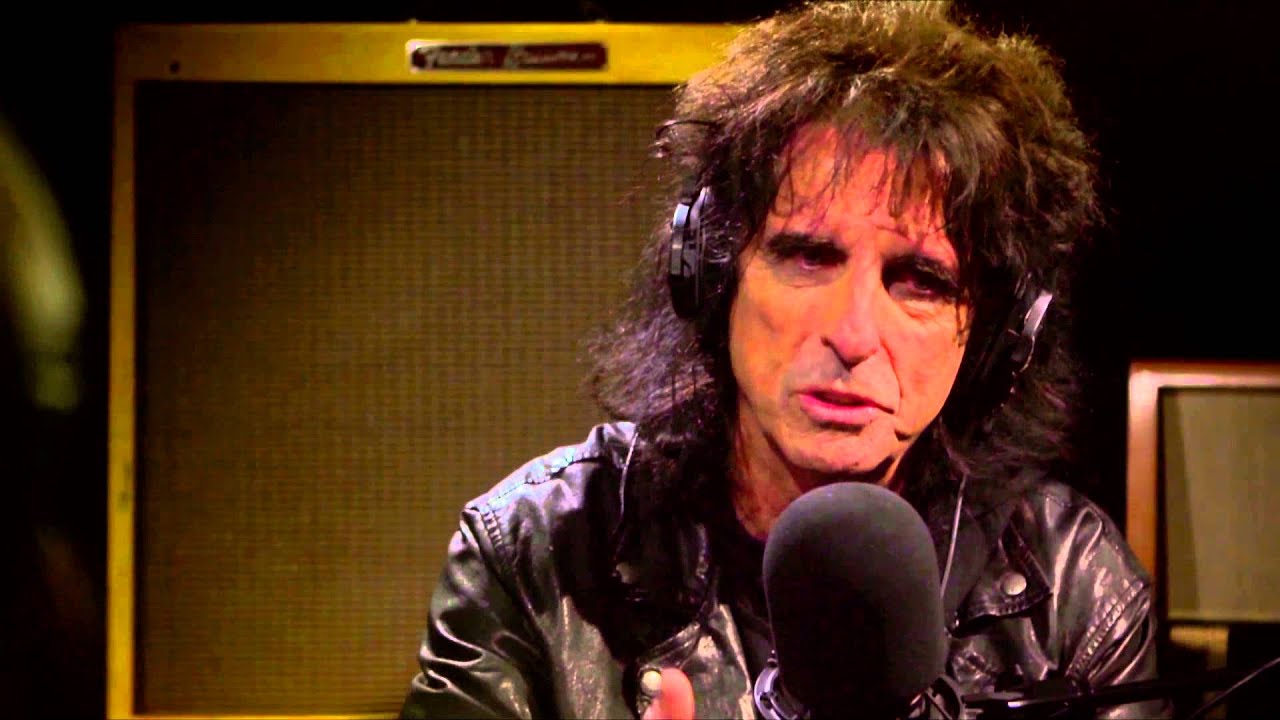 Alice Cooper's 'Feed My Frankenstein' featured guitarists story