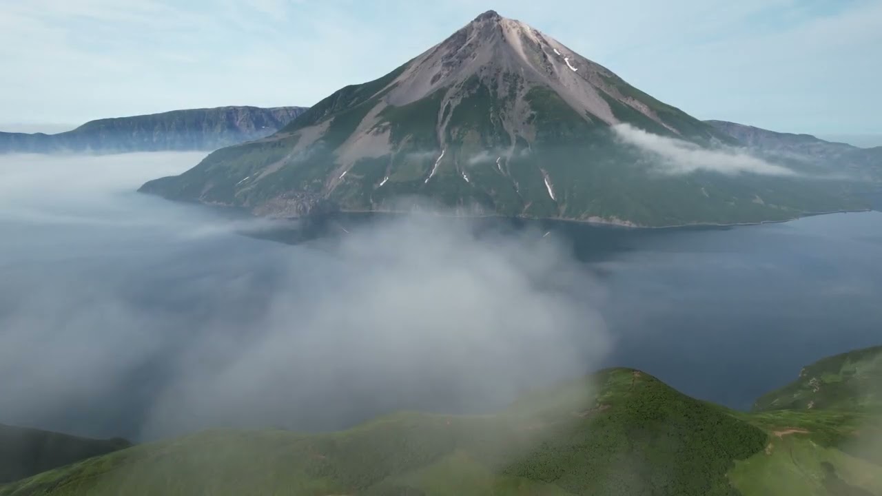 Onekotan Island, Krenitsyn Volcano