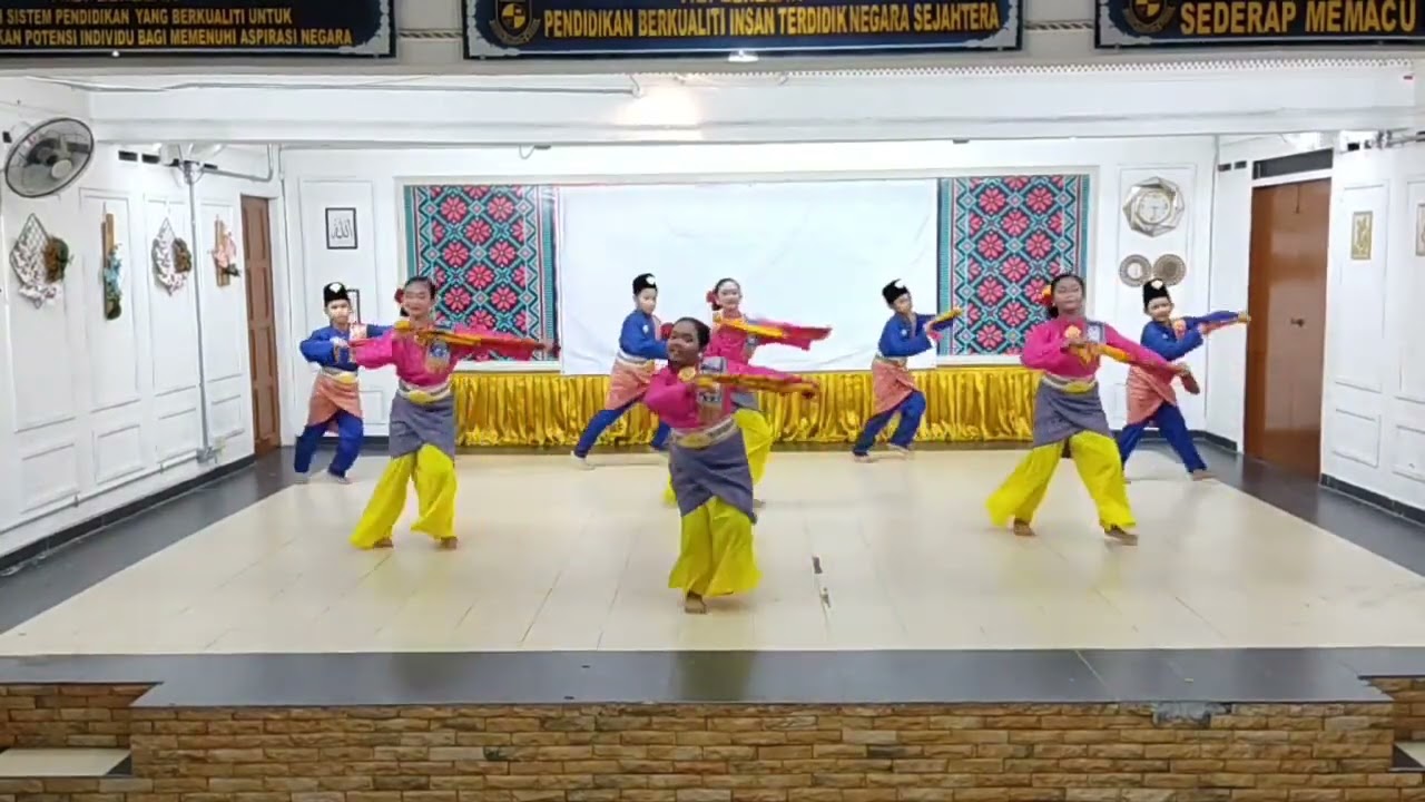 SANGGAR CITRA TARI - ZAPIN KREATIF (NENEK SI BONGKOK TIGA)