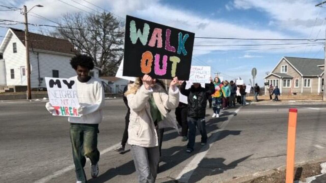 College students protest immigration enforcement in Dubuque, demand end to ICE funding