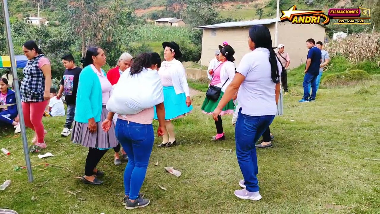 🇵🇪🎷🌳 𝑺𝑬𝑳𝑬𝑪𝑻𝑨 𝑹𝑬𝑨𝑳𝑬𝑺 AMBO🌳🎷🇵🇪❣️🎋en los carnavales 2025 HUALLHUA COCHATAMA 🎋🎋❣️🇵🇪🇵🇪