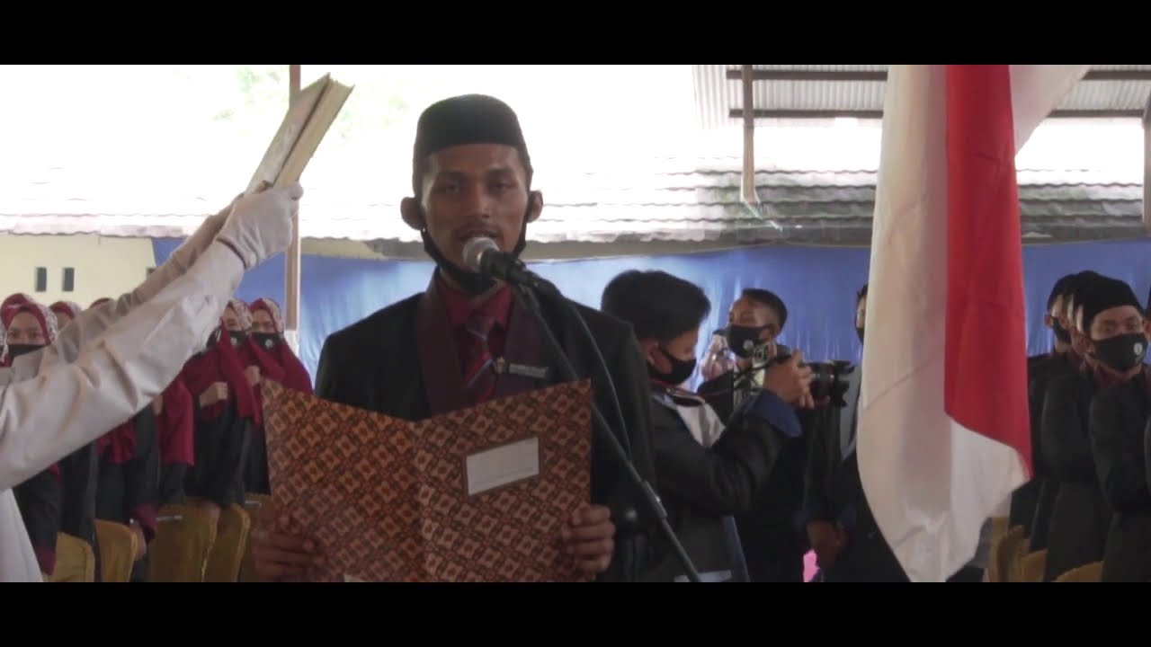WISUDA PONPES MODERN  ASSA'ADAH 2020