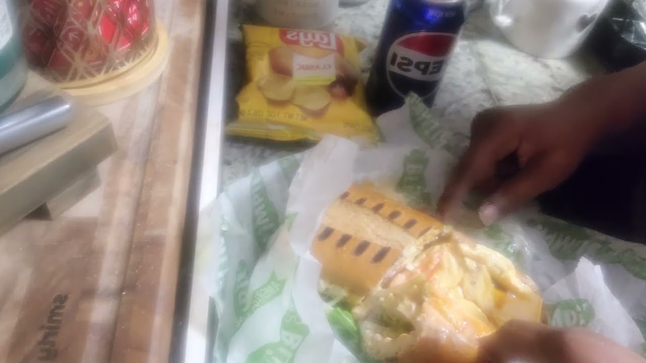 Friday's dinner.   #sandwich #pepsi #layspotatochips 