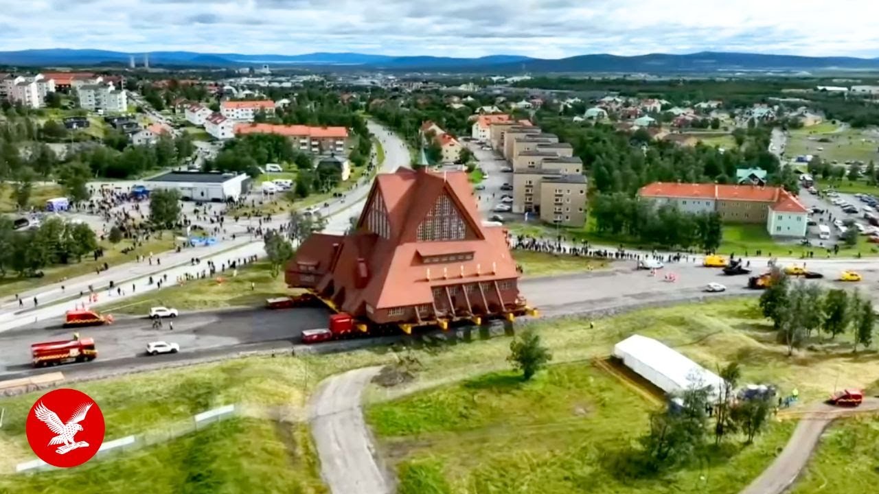 Timelapse shows Swedish 600-ton church moving three miles to new home