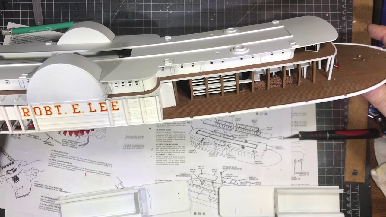 Robert E. Lee Steamboat build Pt3