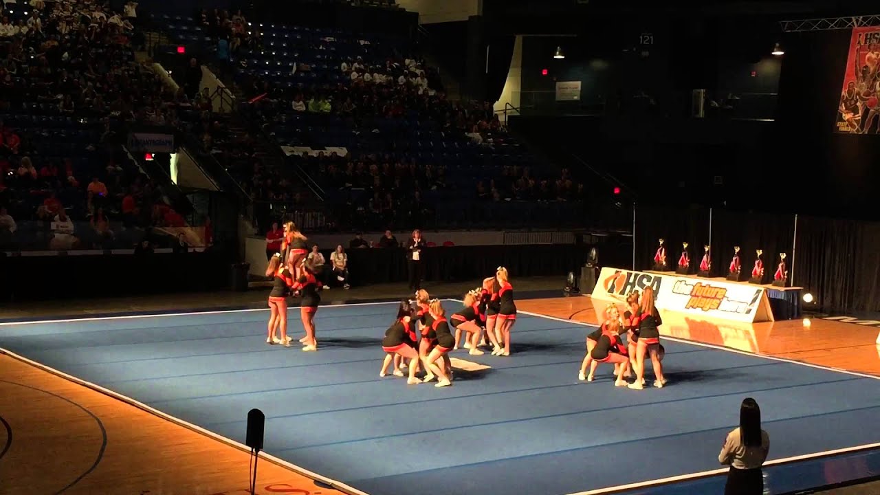 Edwardsville Varsity Cheer @ State 2016 Day 1