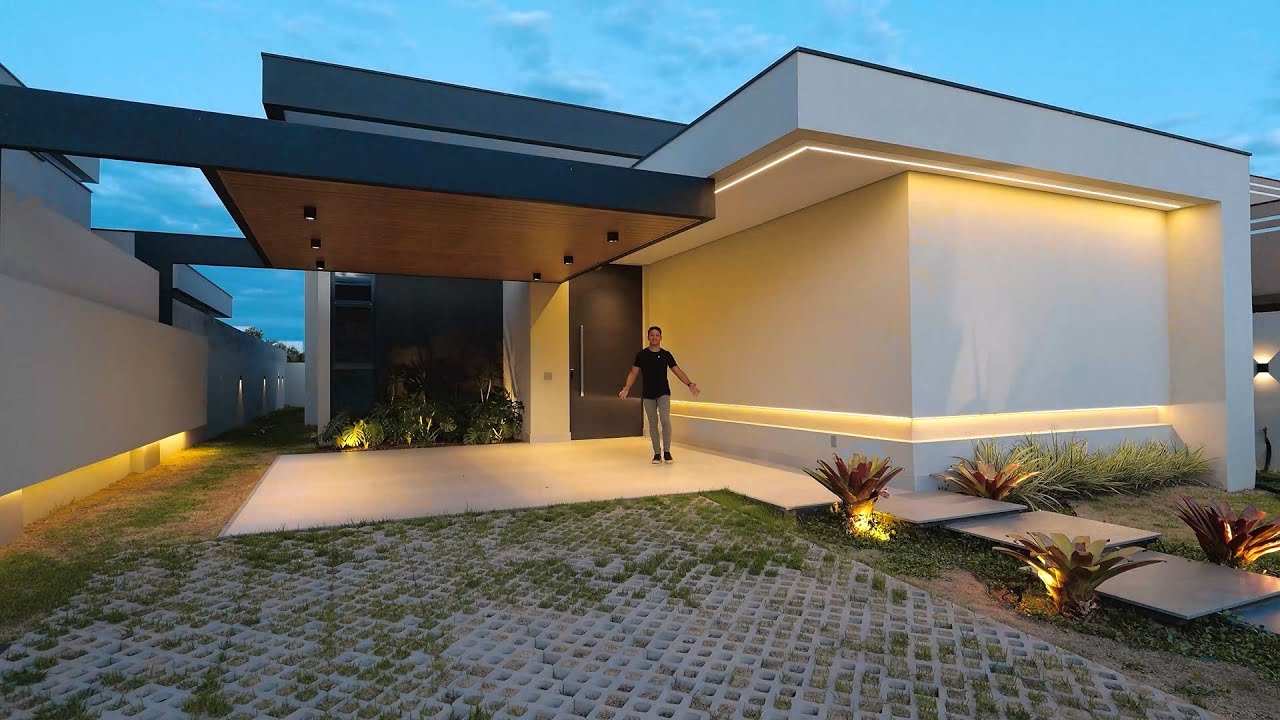 CASA TÉRREA 4 SUÍTES, Área Gourmet c/ Piscina + AUTOMAÇÃO + Armários Planejados, em BRASÍLIA/DF