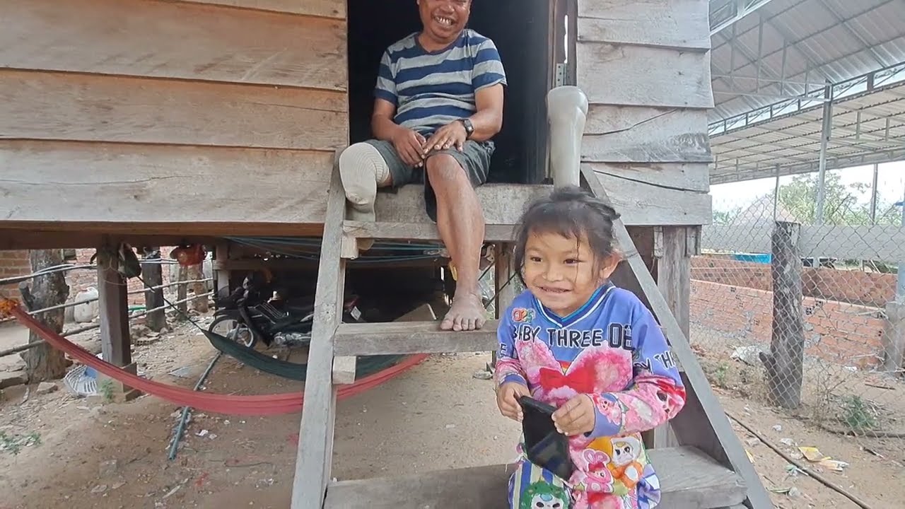 ពេលព្រឹកព្រលឹមស្រាងៗនៅក្នុងភូមិអូក្សាន្តថ្ងៃទី8ខែកុម្ភៈឆ្នាំ 26