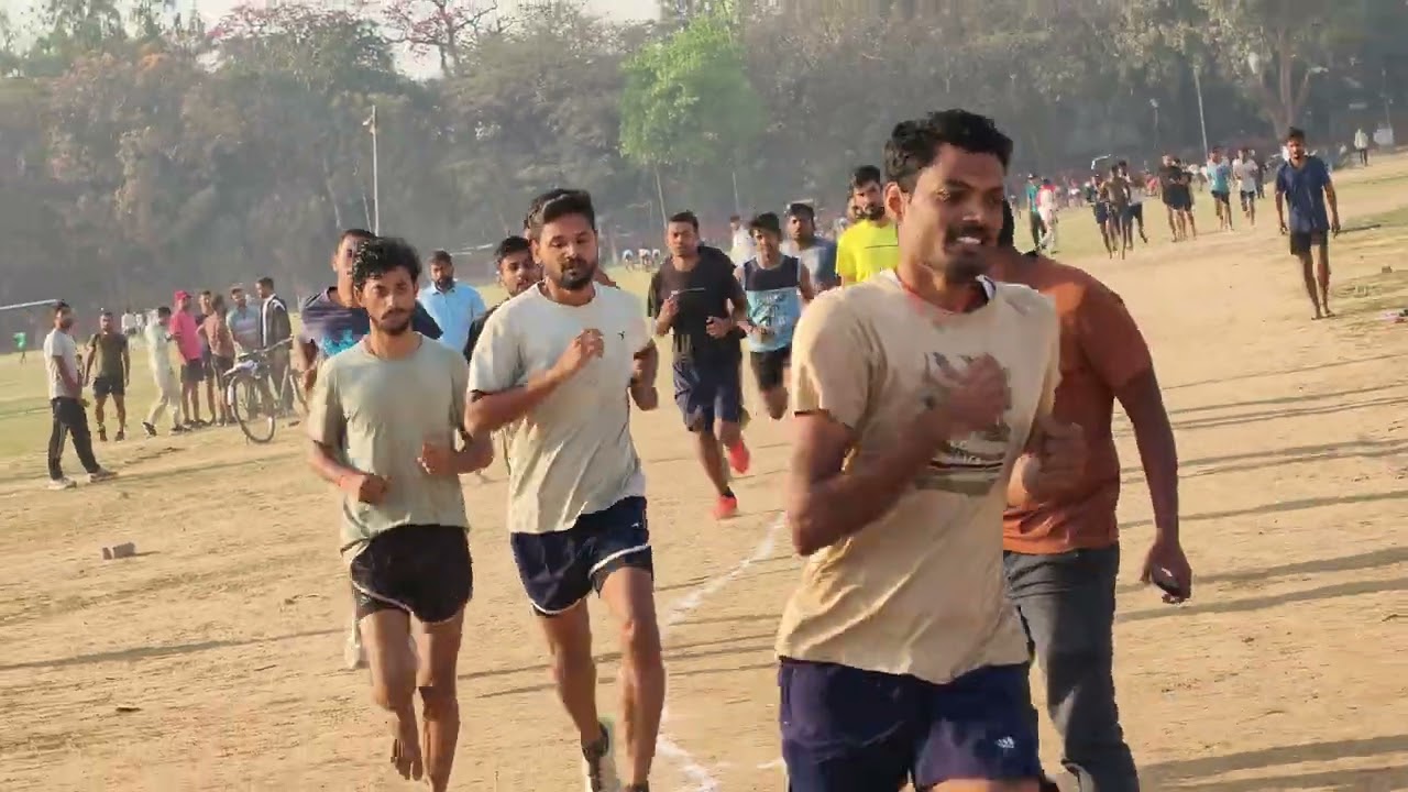 Bihar police driver ka race 💪 // बिहार पुलिस ड्राइवर का रेस 1600 metre ka race Gandhi maidan me 