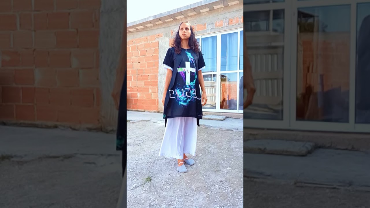 Deus é Real - dança espontânea