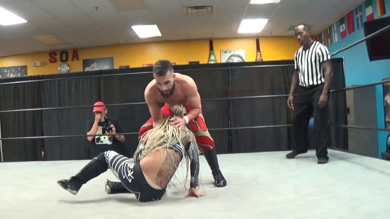 Lacey Lane w/ Amy Rose vs Jon Cruz w/ Jason Cade