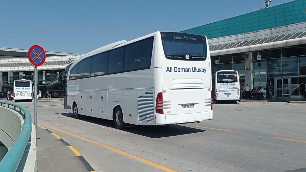 KURBAN BAYRAM YOĞUNLUĞU SAKARYA OTOGAR OTOBÜS GİRİŞ - ÇIKIŞLARI
