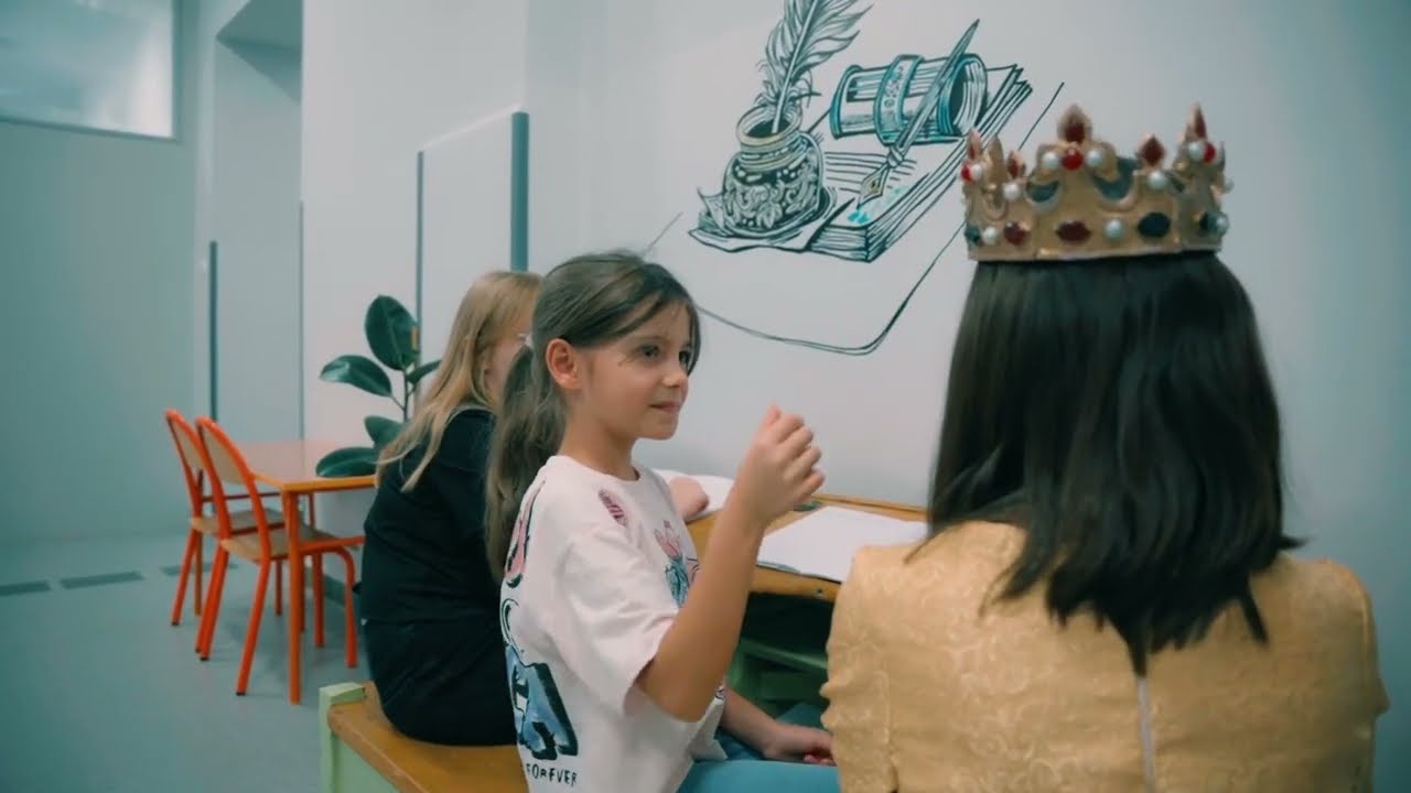 SP8 Sanok - Film promujący nowoczesną szkołę SP8 w Sanoku