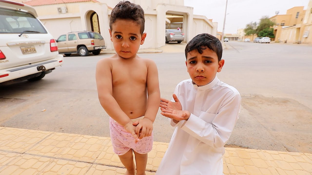 الفقير عبودي يبيع ملابسه شوفوا ايش السبب !الحزين