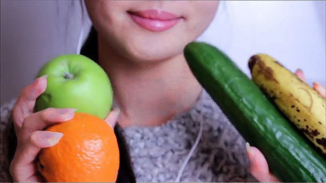 ASMR - Sensitive Sounds Of Peeling Fruits + Eating