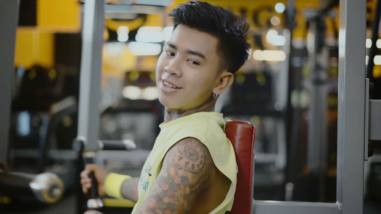 ❣ HAY MAMA!!👩 (Offical Music Video) ဟေးမမ ဟေးမမ ဟေးမမ  Zwe Htet & K Flash  Model - May Panche