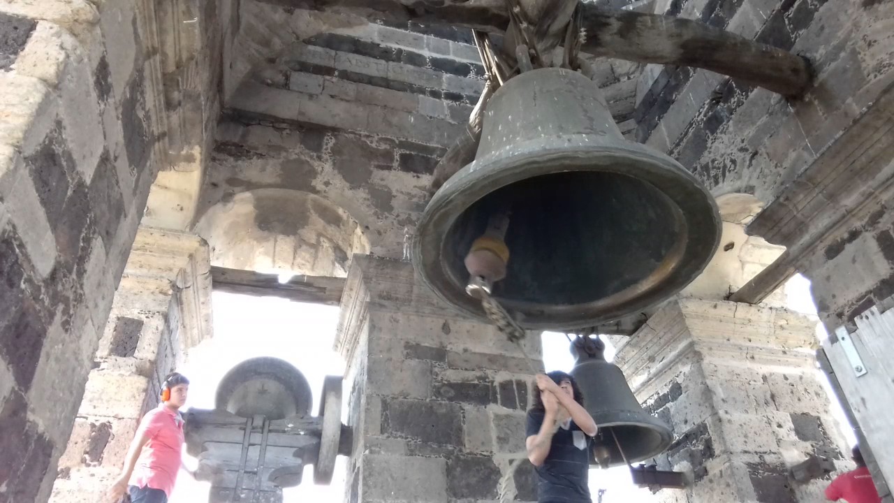 Repique  solemne para día de san Felipe Neri
