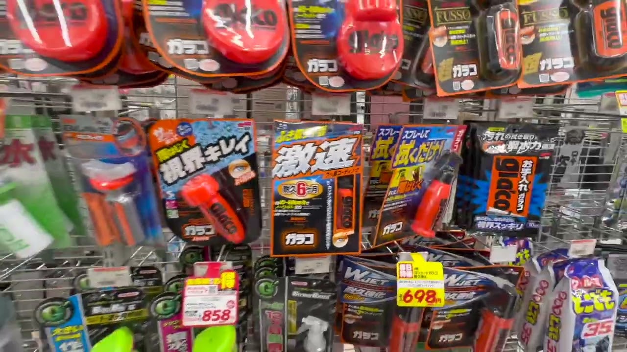 COOL JAPANESE AUTOMOTIVE STORE IN JAPAN!  AUTOBACS IS THE LARGEST AUTOMOTIVE ACCESSORY STORE!