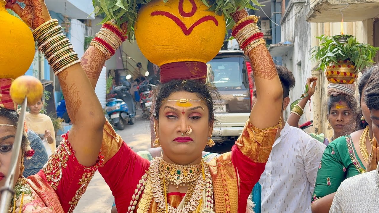 Jogini Vaishnavi Devi Bonam At Bonalu 2025 Hyderabad | Jogini Vaishnavi Sigam | Jogu Laggam