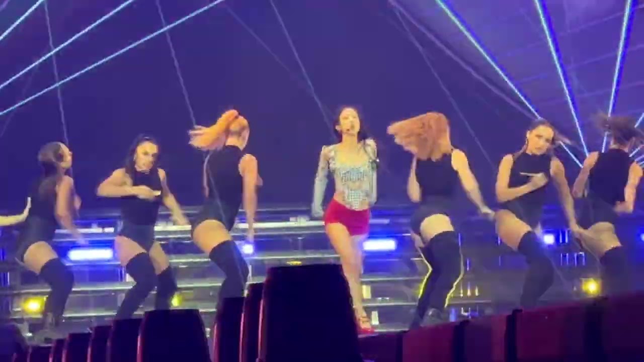 BLACKPINK Born Pink Tour Las Vegas Encore 081823 - Jennie - You&Me/SOLO
