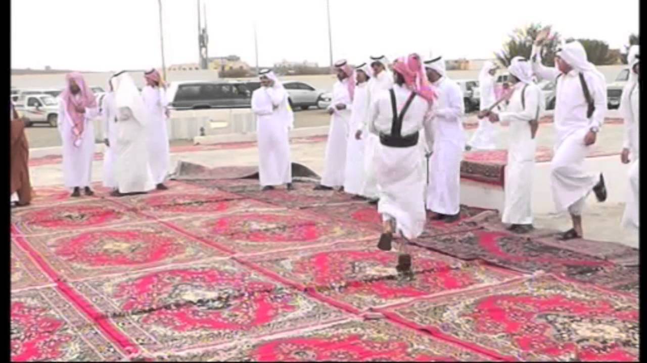 فن العرضة الجنوبية في حفل ملتقى ال مهوس ١٤٣٤هـ وراخ