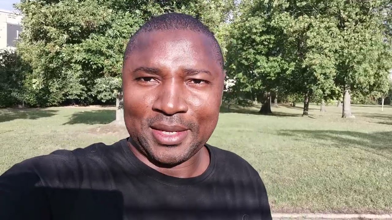 Camerounais descendez sur le dos des Ivoiriens. Laissez ADO construire...