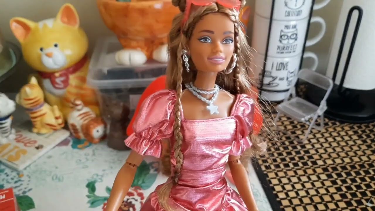 Barbie Deluxe Style 6 - Rare Find Christie 