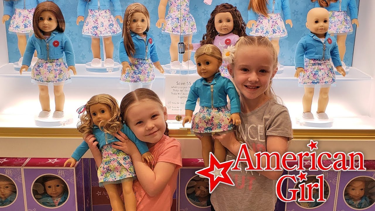 Madison and Trinity Visit The American Girl Doll Store in NY!!