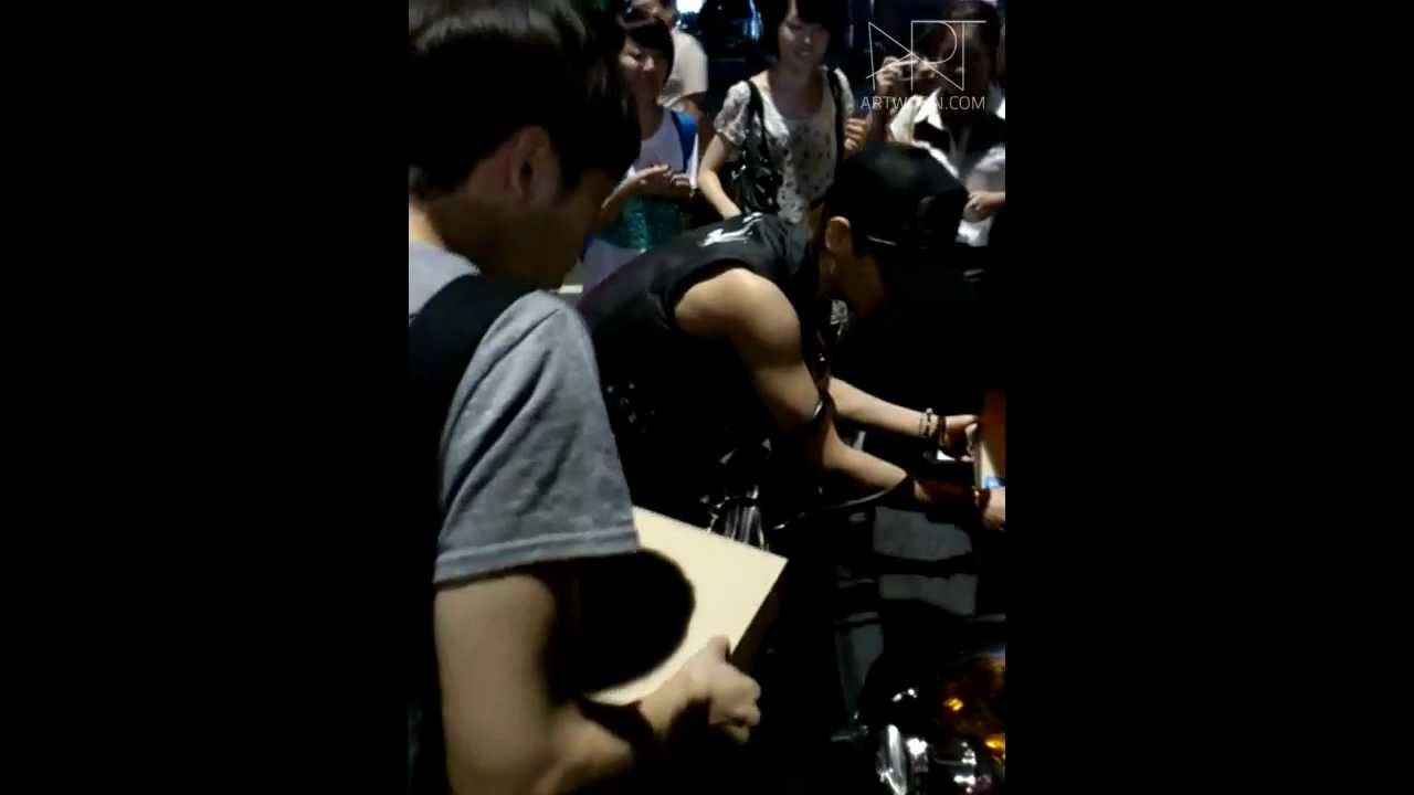 [ARTWOON]120822 H&G-Yesung bring our gifts~.mp4