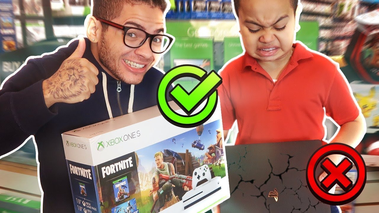 УНИЧТОЖУ PS4 МОЕГО МЛАДШЕГО БРАТЬЯ И ПОДАРЮ ЕМУ XBOX! (ОН БЕСИЛ) «Мне не нравится XBOX!» 😂