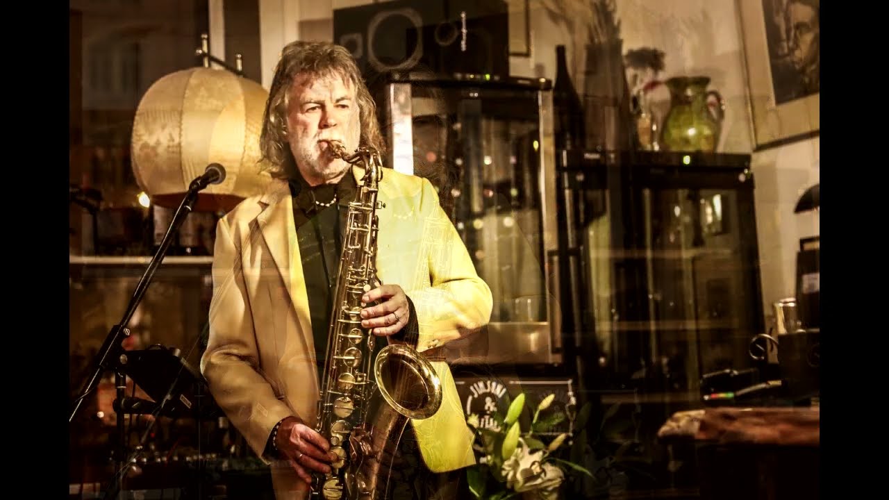Brivido Felino -tenor sax cover by Guntis Brancis