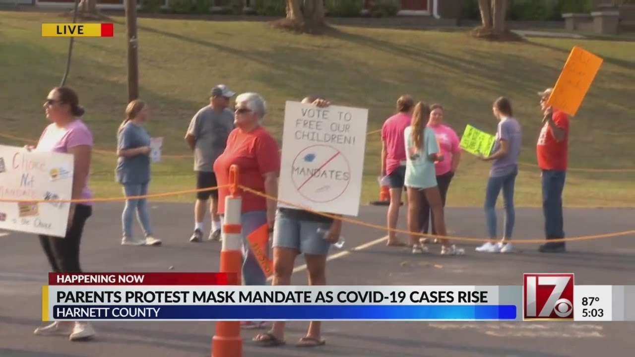 Parents protest at Harnett County School Board meeting; 1,400+ staff, students in quarantine