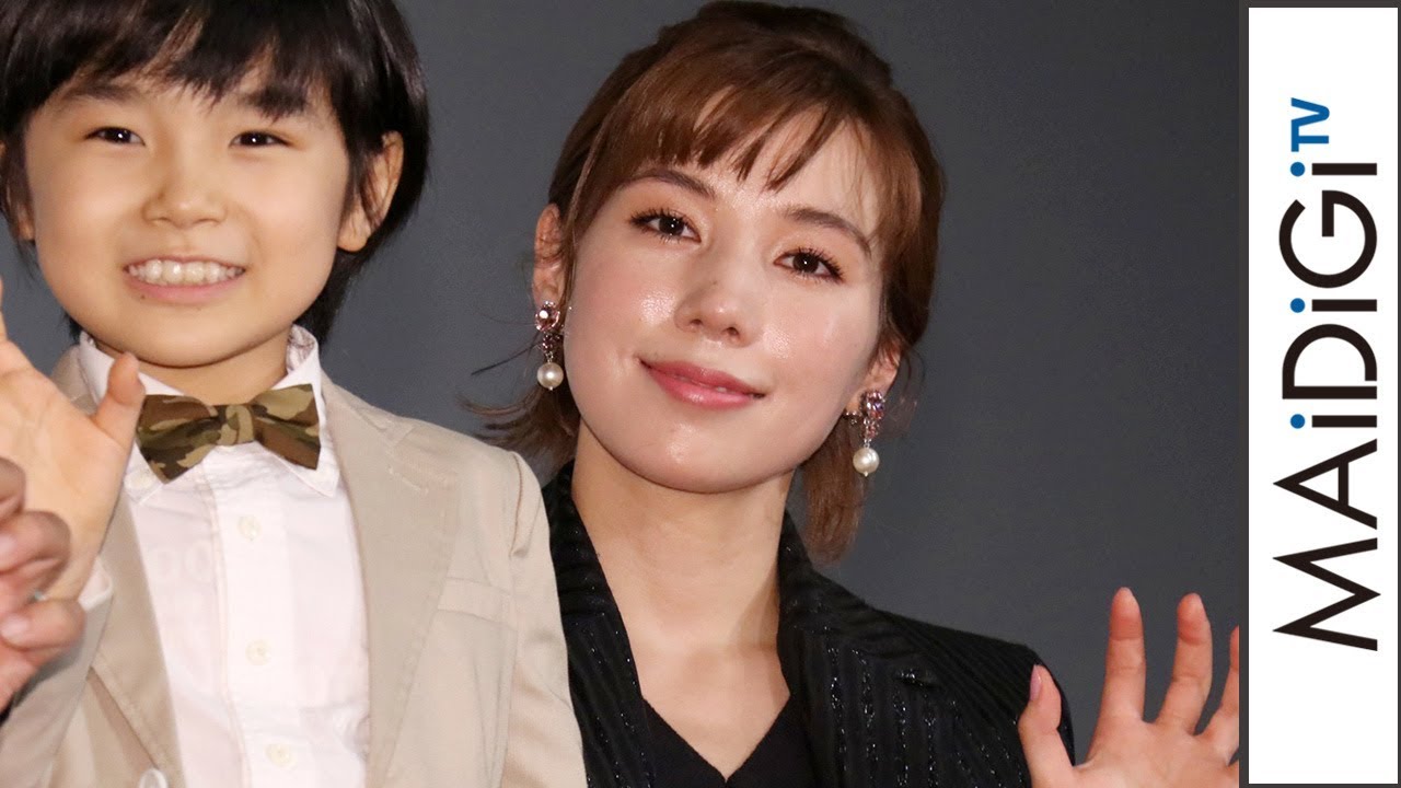 仲里依紗、デビュー当時の&ldquo;逆境&rdquo;を明かす　映画「パパはわるものチャンピオン」完成披露舞台あいさつ2