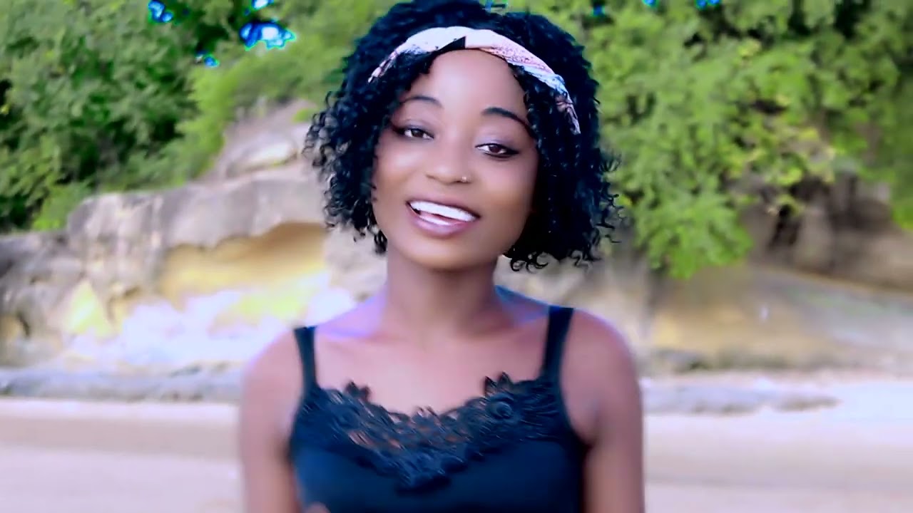 Prince Fatima  ekhukuni «» SoMaLiAnO dA BIA    AFRIKA MUSIC  NCL PORTO    840224898  Films