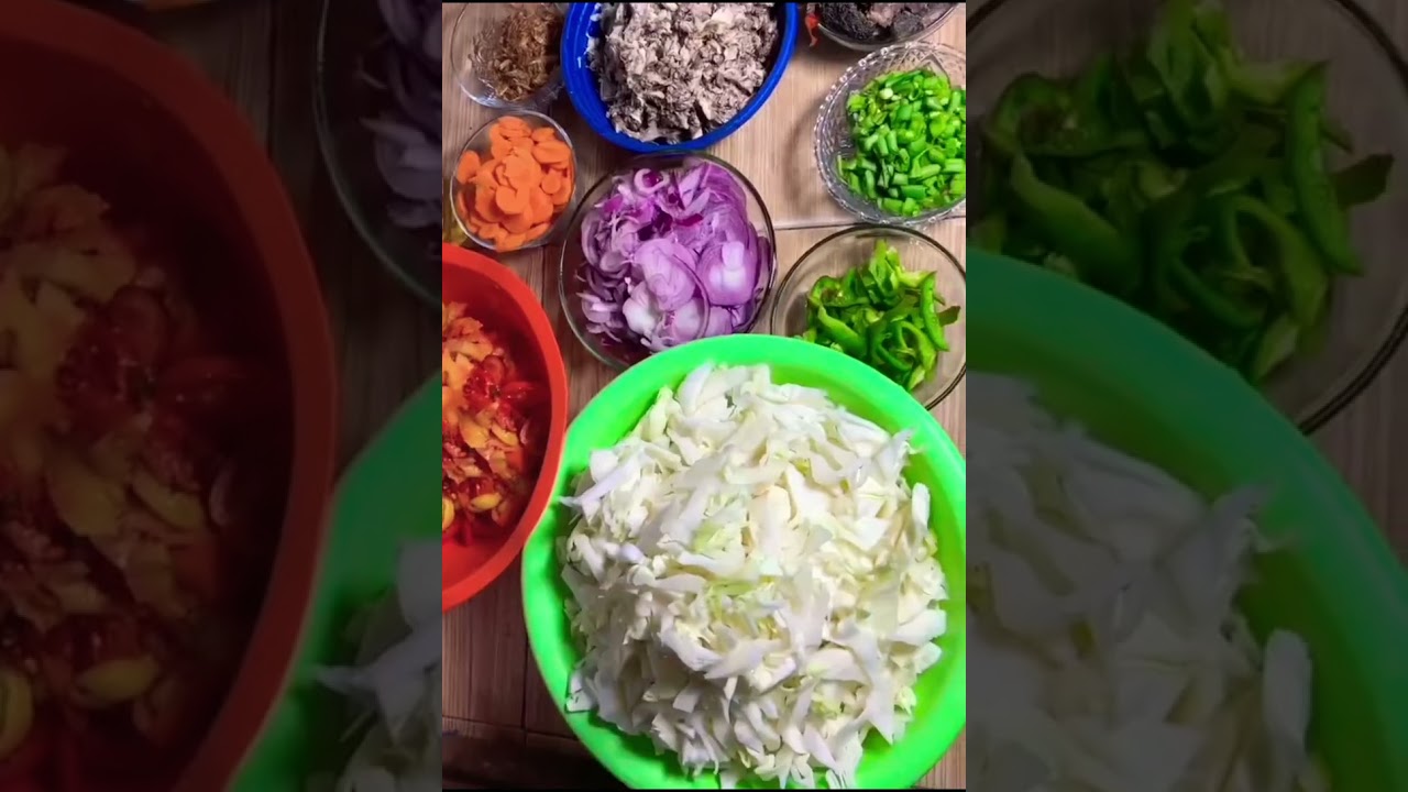 how i cook my cabbage sauce and white rice #food #cooking #foodie #recipe