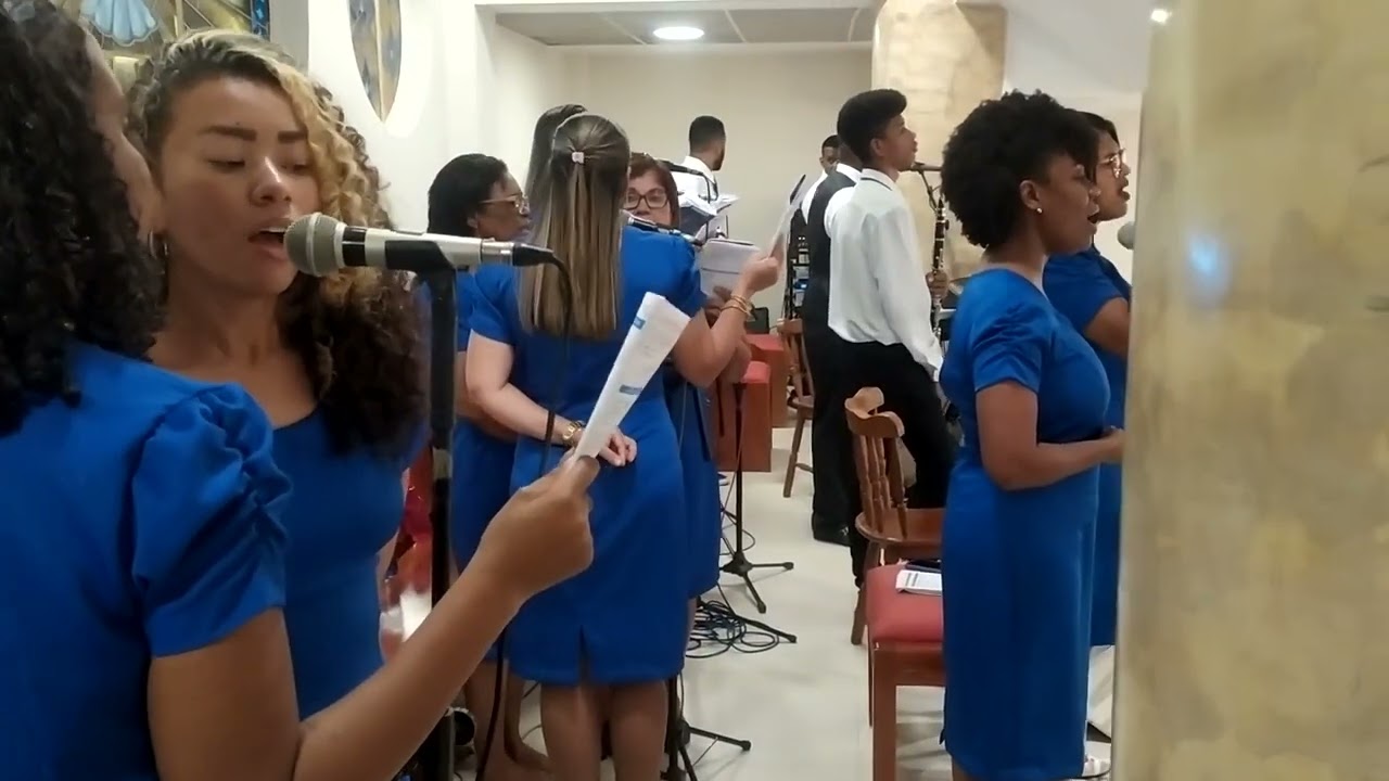 Coral da Rainha - Ave Maria, Mãe do verdadeiro amor.