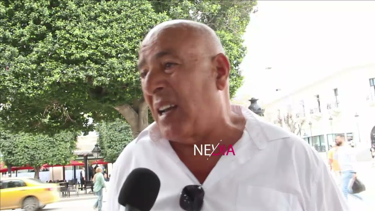 مقيم بفرنسا.. 