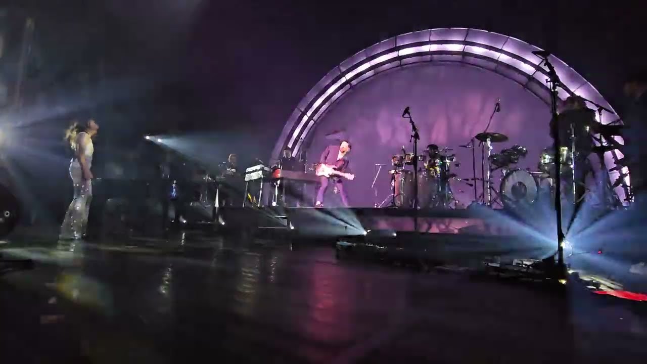 Juliette Armanet - A La Folie @ Forum de Liège - 26/05/2023