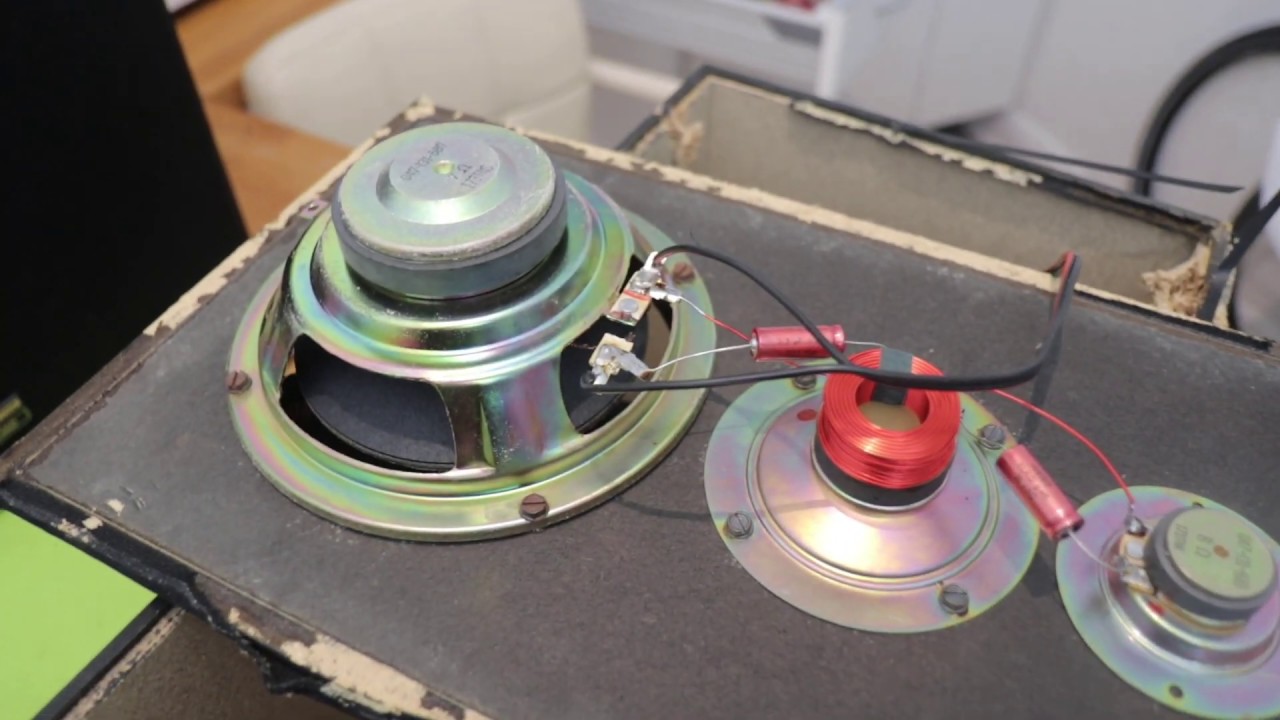 Telefunken HL 660 - A Look Inside