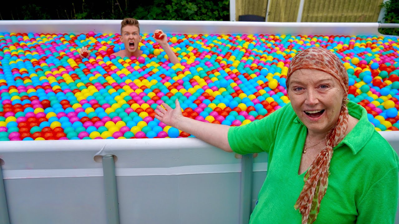FYLLER POOLEN MED 10 000 BOLLAR (PRANKAR PONTUS)